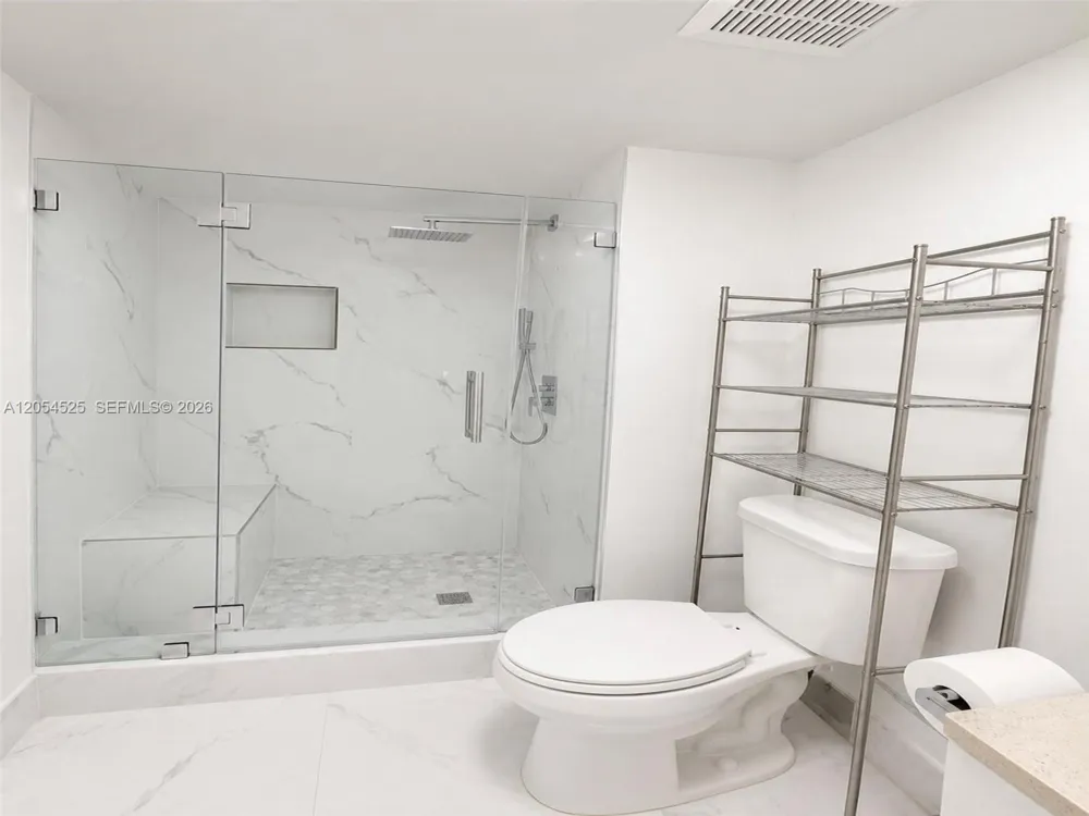 16571 Blatt Blvd #203 Weston, FL 33326