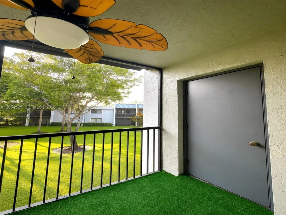 16571 Blatt Blvd #203 Weston, FL 33326