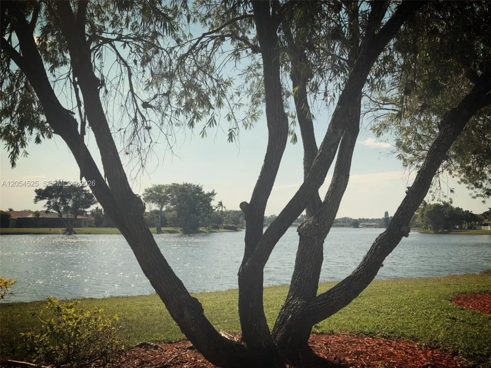 16571 Blatt Blvd #203 Weston, FL 33326