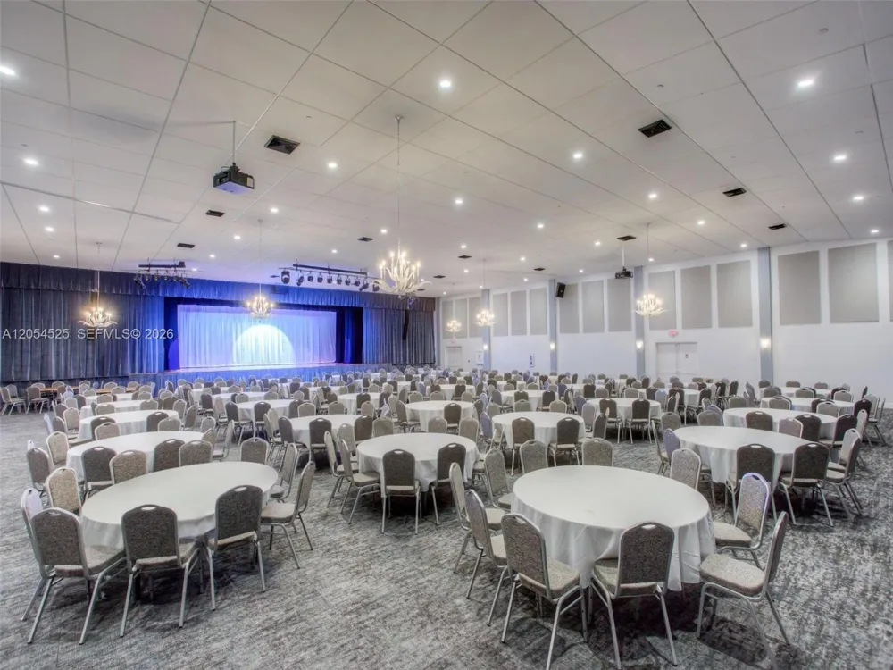 16571 Blatt Blvd #203 Weston, FL 33326