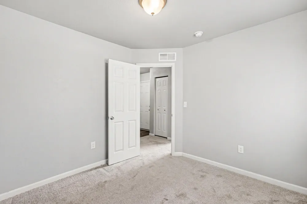 1010 W Villas Drive Vicksburg Village, MI 49097