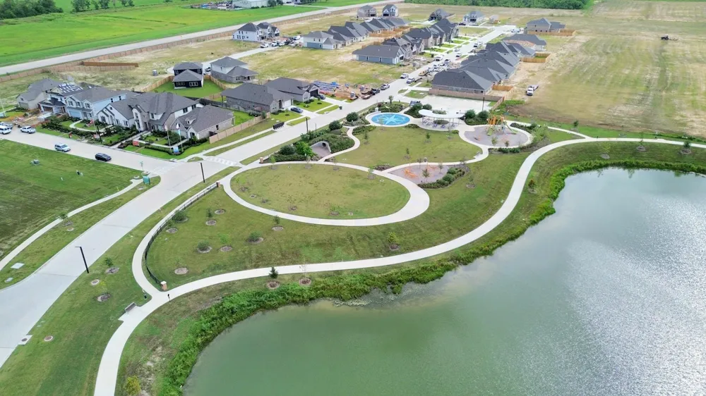 1615 Windrose Bend Angleton, TX 77515