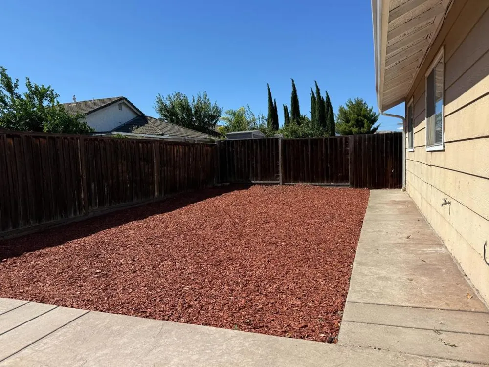 2001 Newport Drive Pittsburg, CA 94565