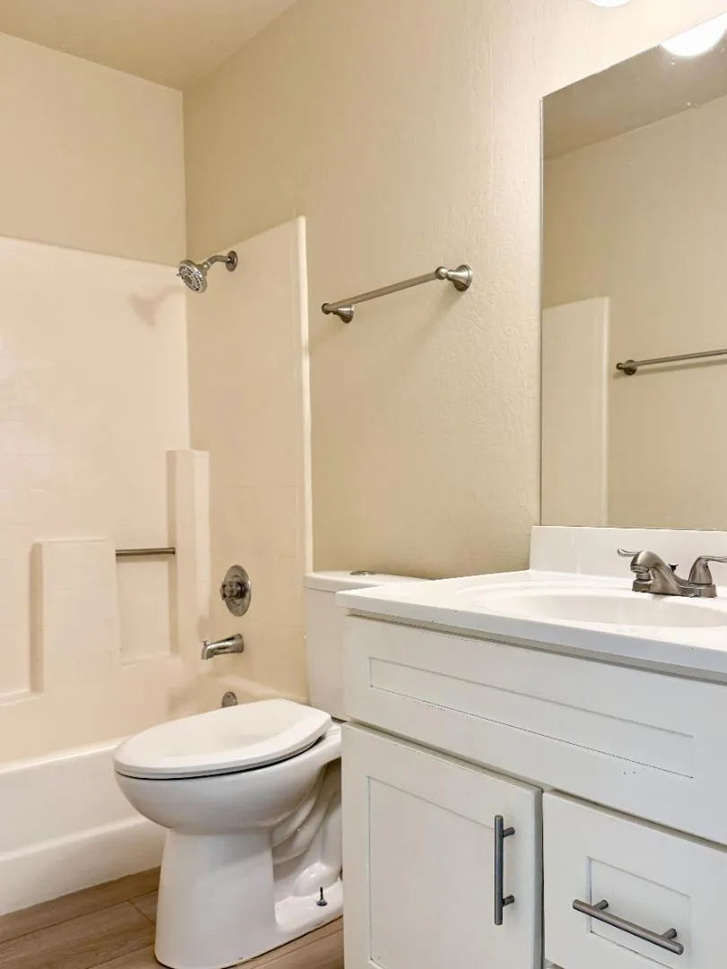 2001 Newport Drive Pittsburg, CA 94565
