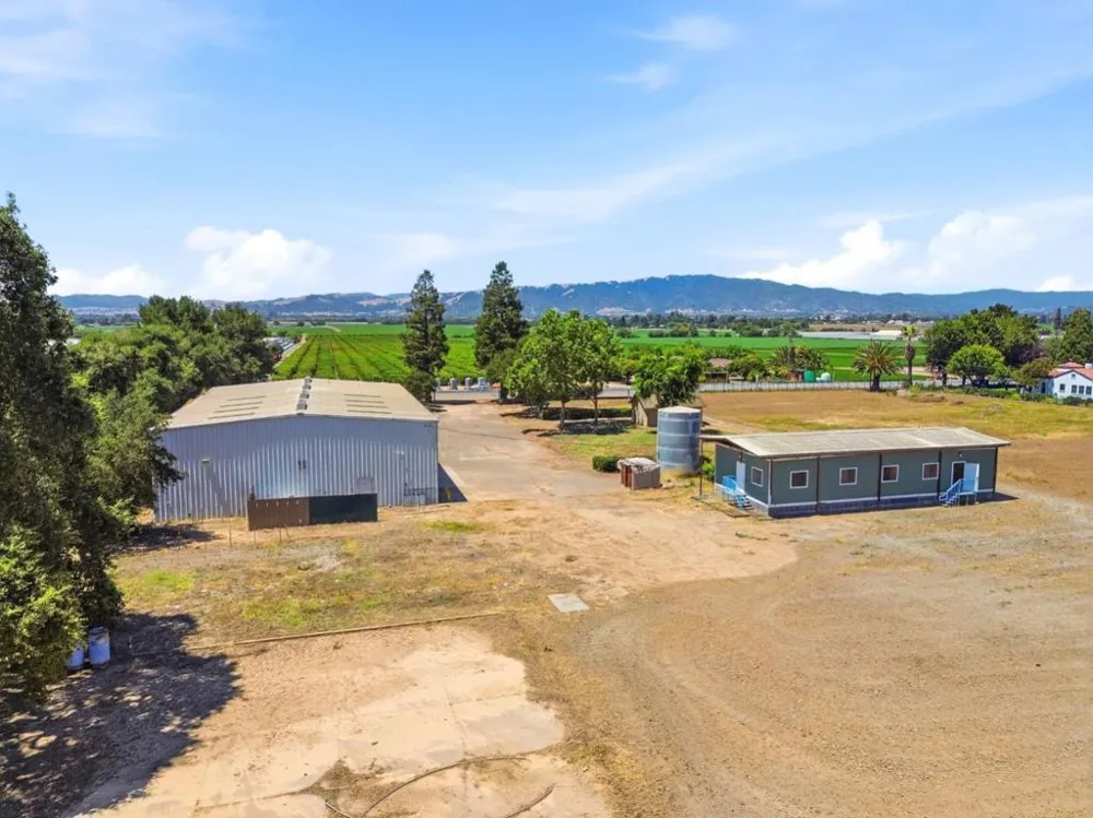 3065 Pacheco Pass Highway Gilroy, CA 95020