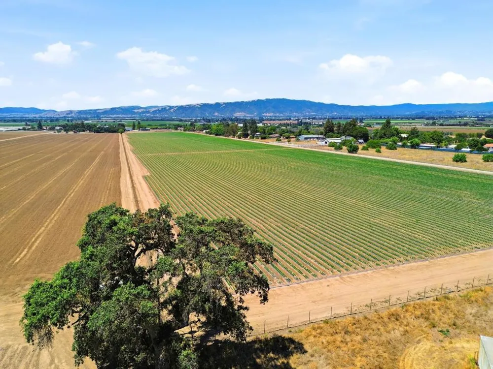 3065 Pacheco Pass Highway Gilroy, CA 95020