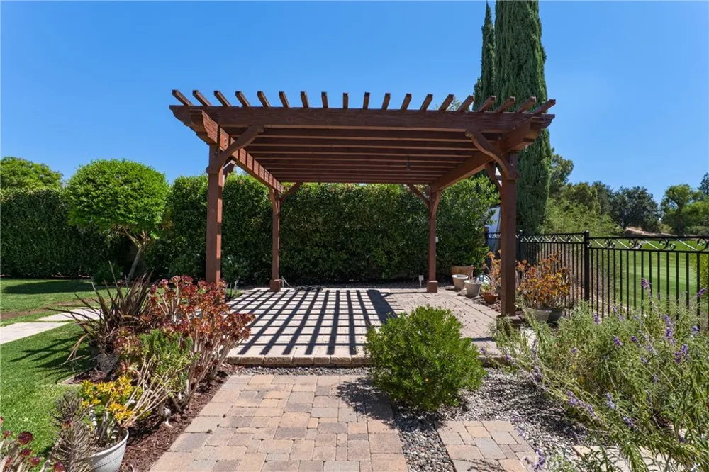 11496 Twin Hills Porter Ranch, CA 91326