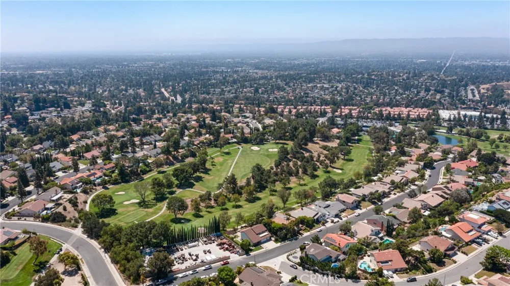 11496 Twin Hills Porter Ranch, CA 91326