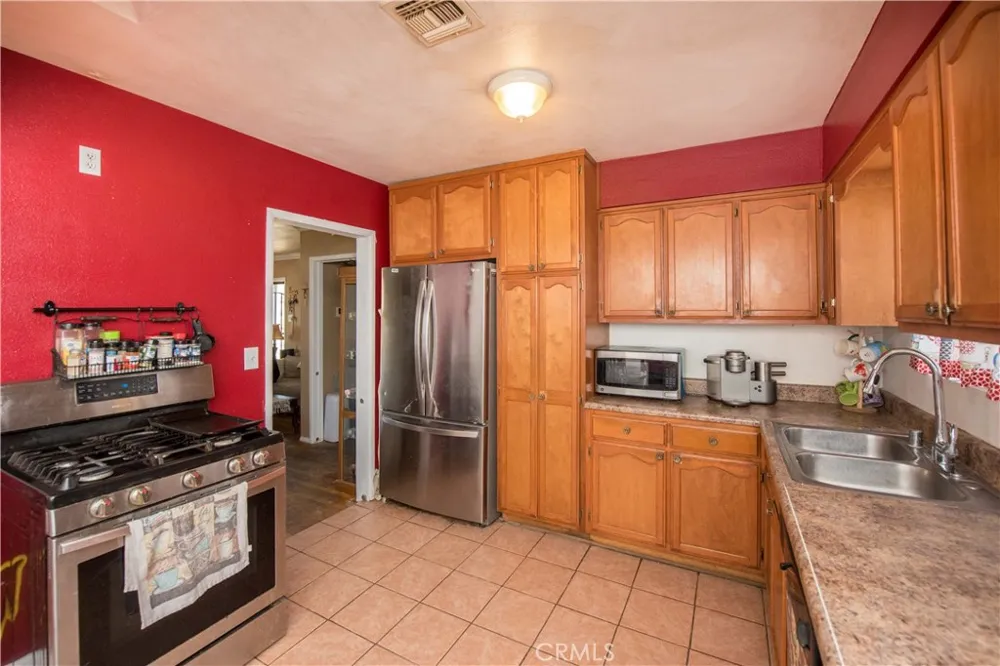 9142 Danbridge Street Pico Rivera, CA 90660