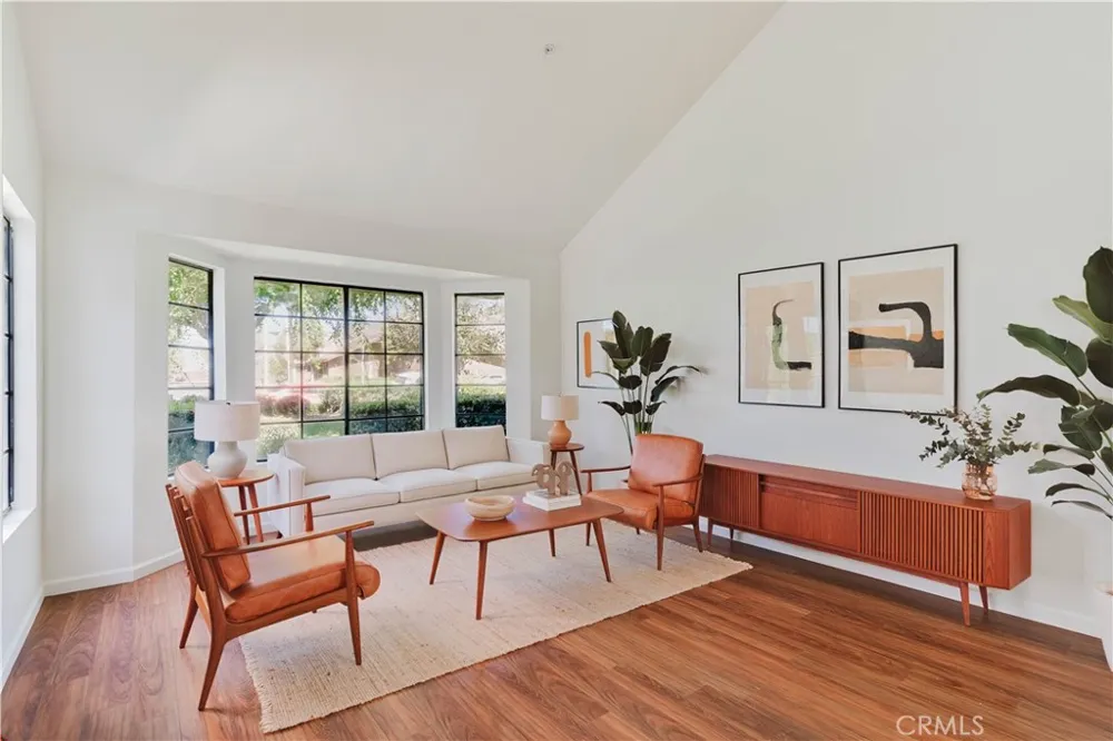 1677 Crystal Canyon Drive Azusa, CA 91702