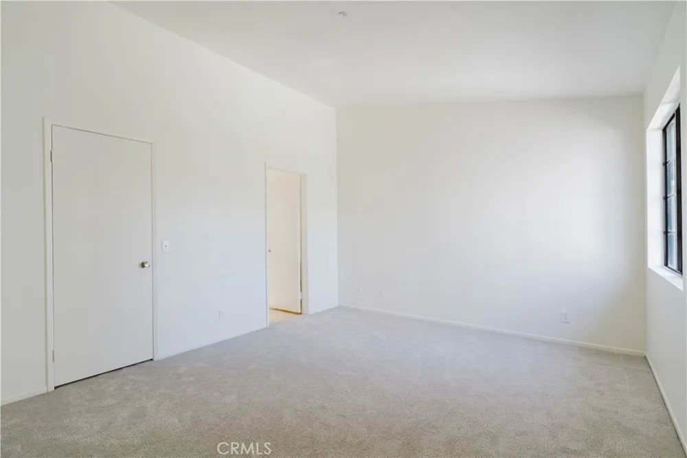 1677 Crystal Canyon Drive Azusa, CA 91702