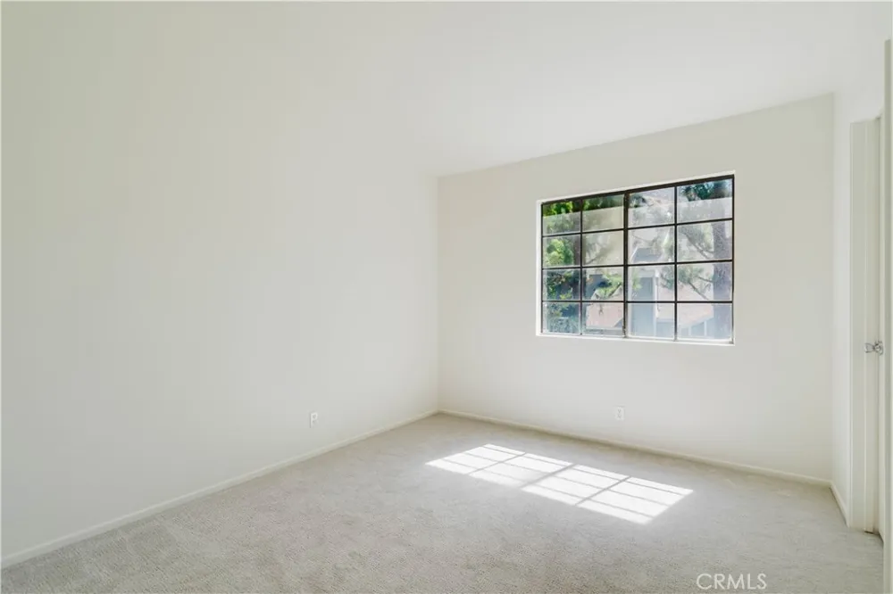 1677 Crystal Canyon Drive Azusa, CA 91702