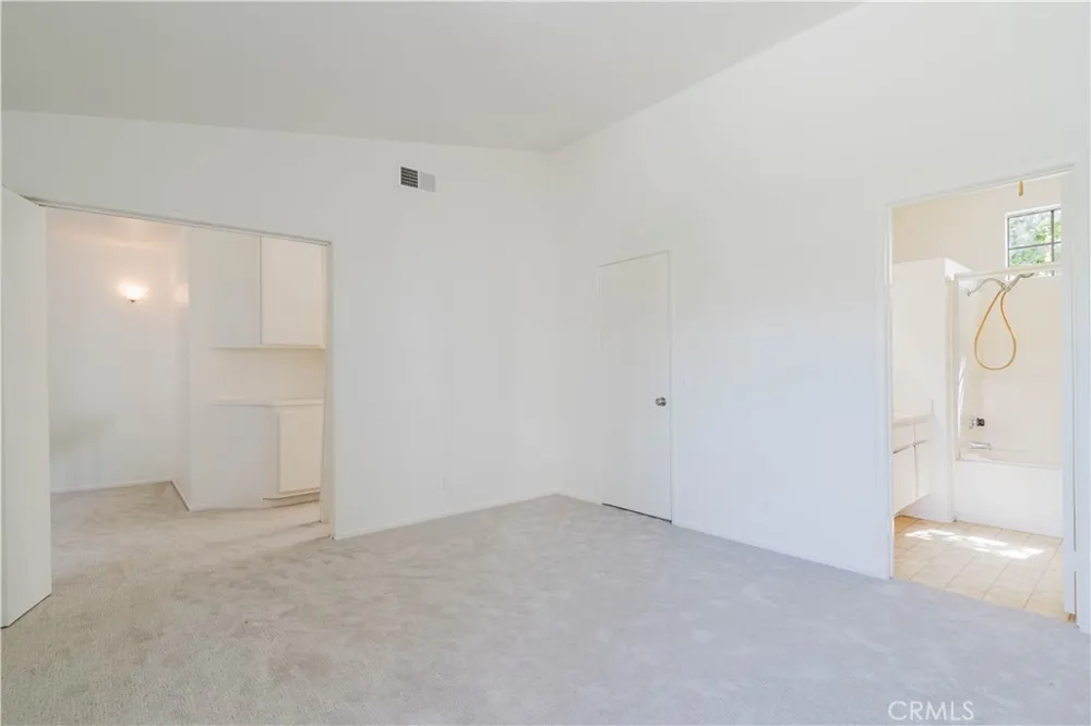 1677 Crystal Canyon Drive Azusa, CA 91702