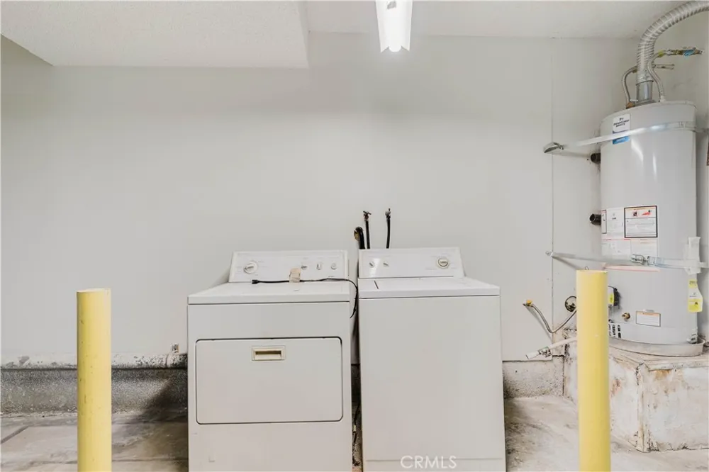 1677 Crystal Canyon Drive Azusa, CA 91702