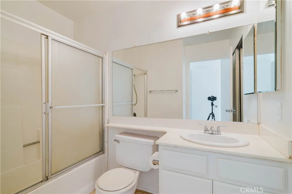 1677 Crystal Canyon Drive Azusa, CA 91702