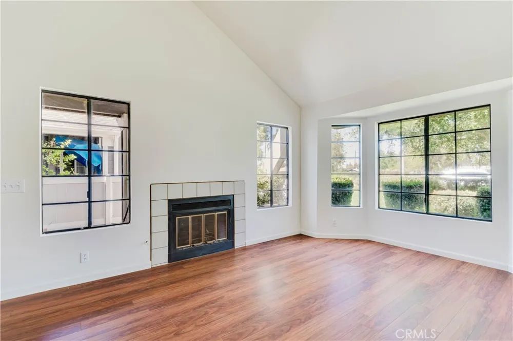 1677 Crystal Canyon Drive Azusa, CA 91702