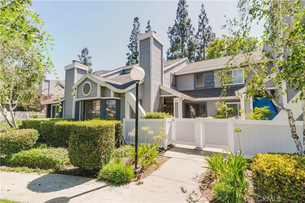 1677 Crystal Canyon Drive Azusa, CA 91702
