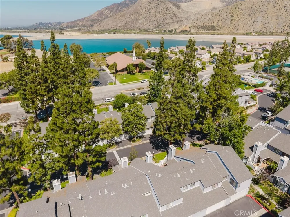 1677 Crystal Canyon Drive Azusa, CA 91702