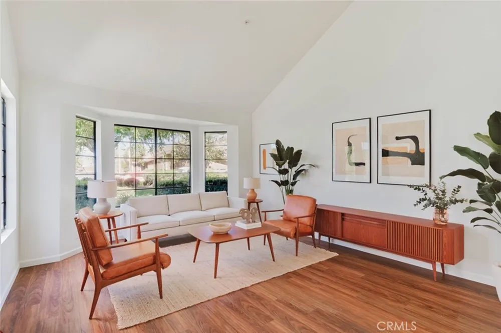 1677 Crystal Canyon Drive Azusa, CA 91702