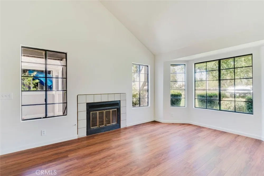 1677 Crystal Canyon Drive Azusa, CA 91702