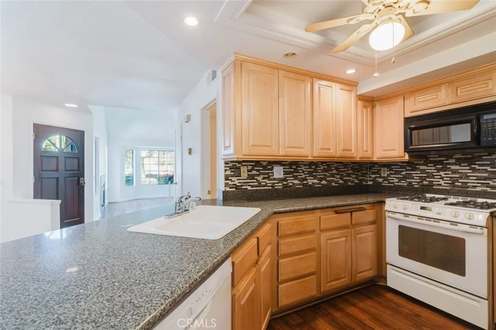 1677 Crystal Canyon Drive Azusa, CA 91702