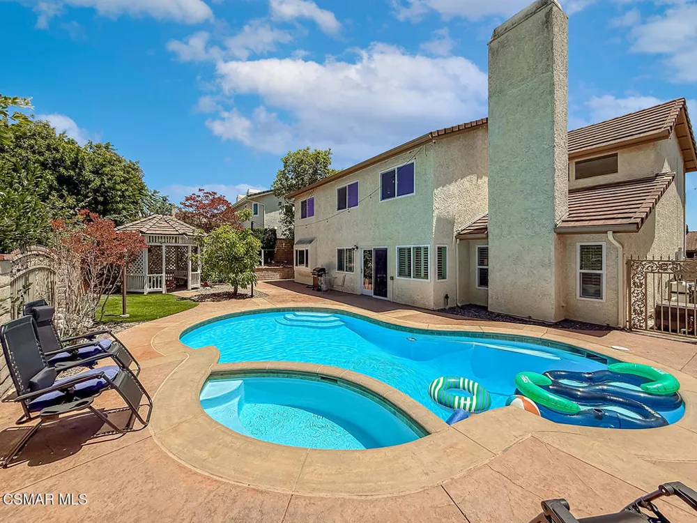 2111 Peak Place Thousand Oaks, CA 91362