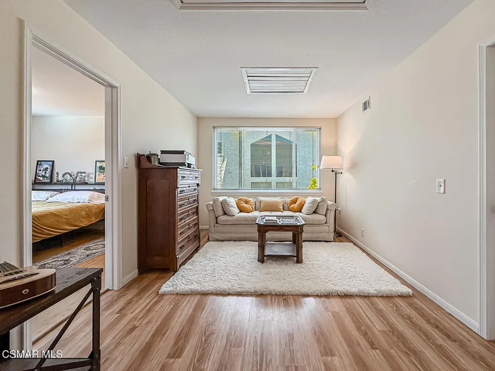 2111 Peak Place Thousand Oaks, CA 91362
