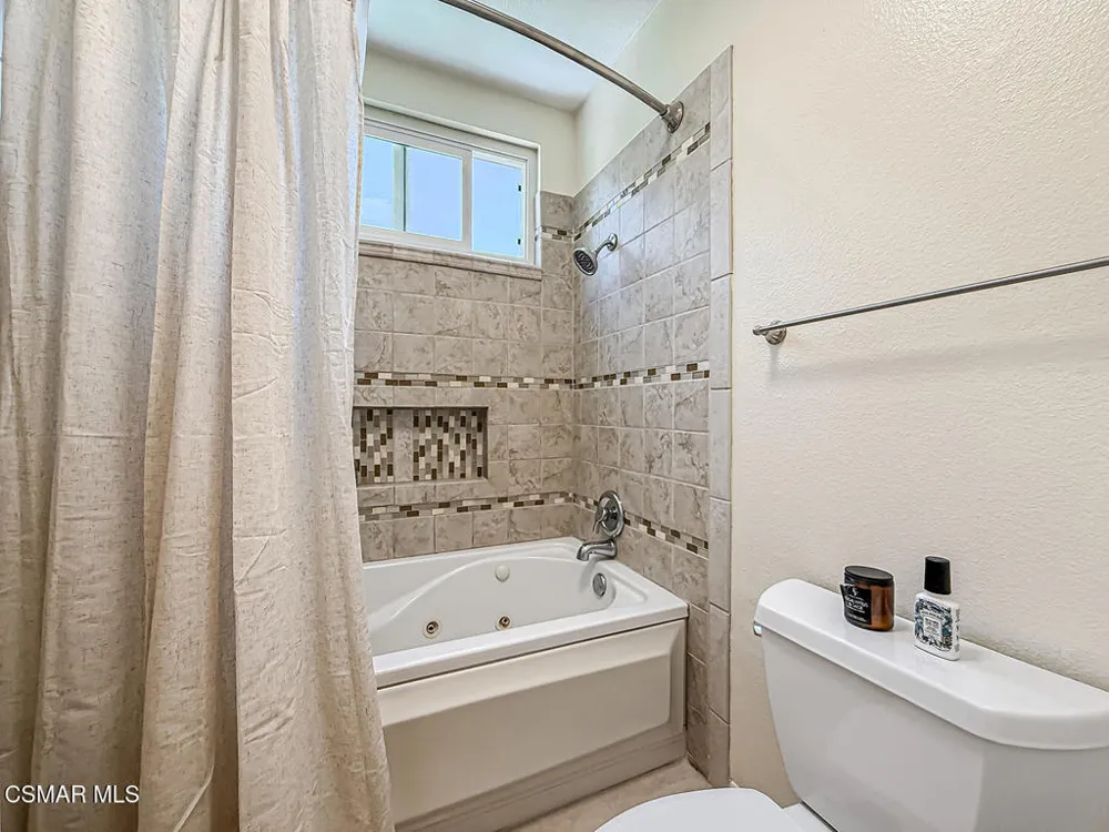 2111 Peak Place Thousand Oaks, CA 91362