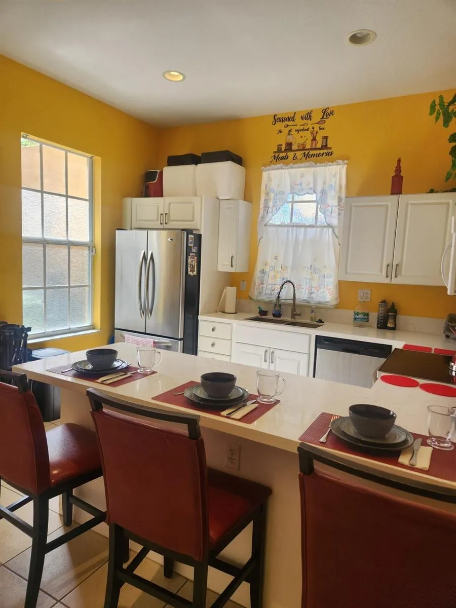 502 SW 147th Avenue Pembroke Pines, FL 33027