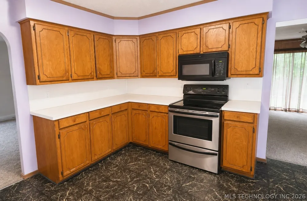 27697 Rock Creek Shady Point, OK 74956