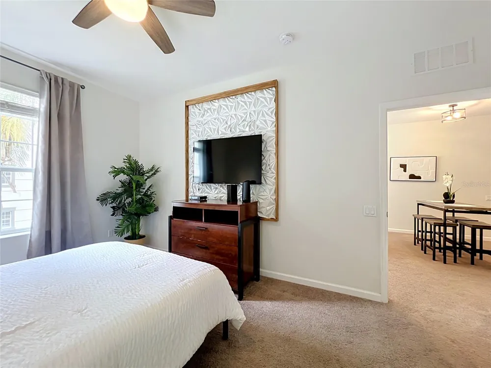 4024 BREAKVIEW DRIVE #20904 Orlando, FL 32819