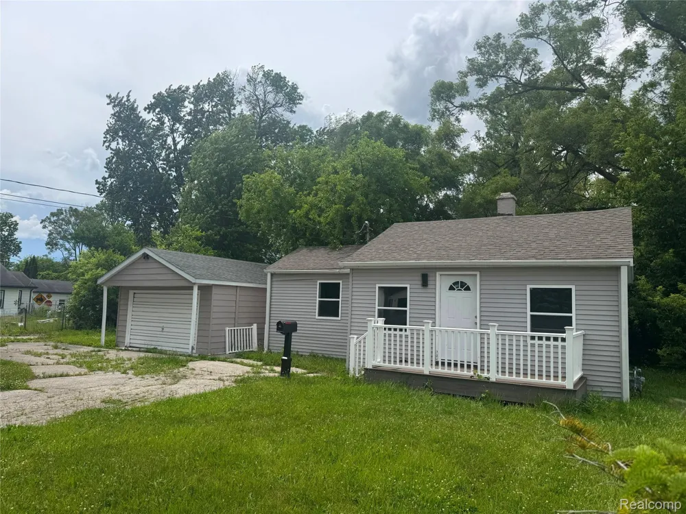 3553 Monroe Street Carrollton Township, MI 48724