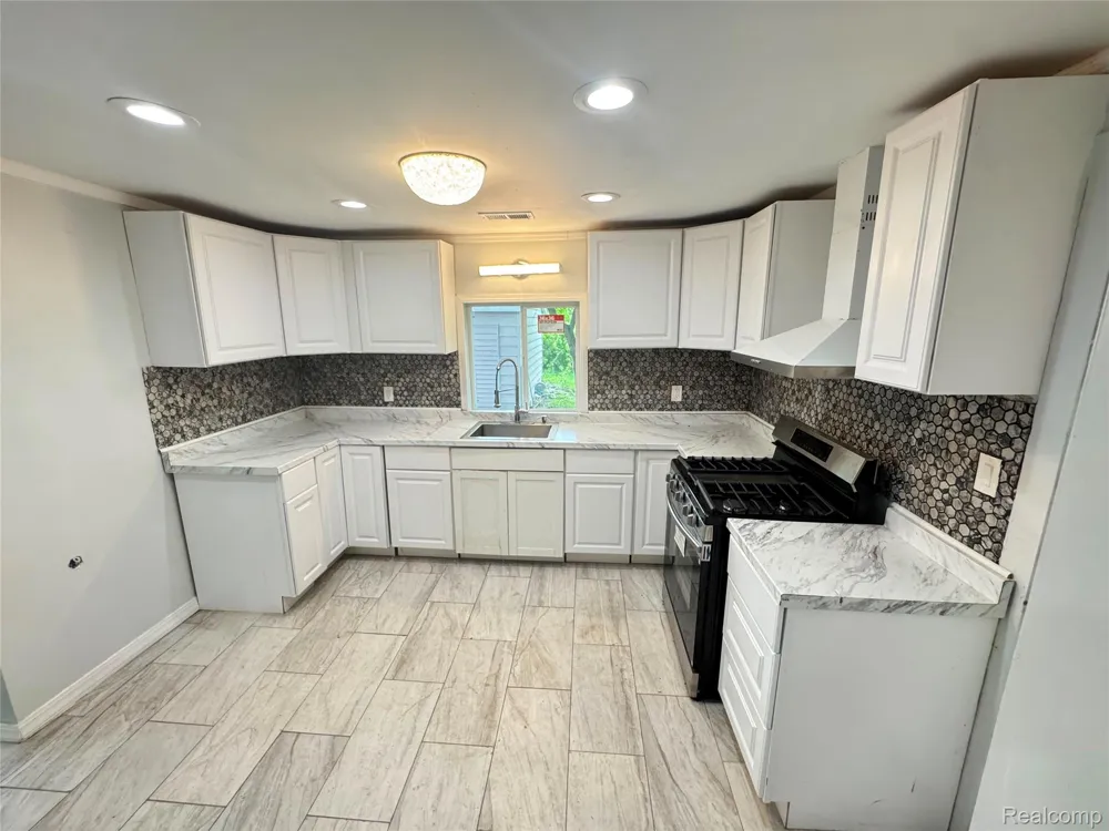 3553 Monroe Street Carrollton Township, MI 48724