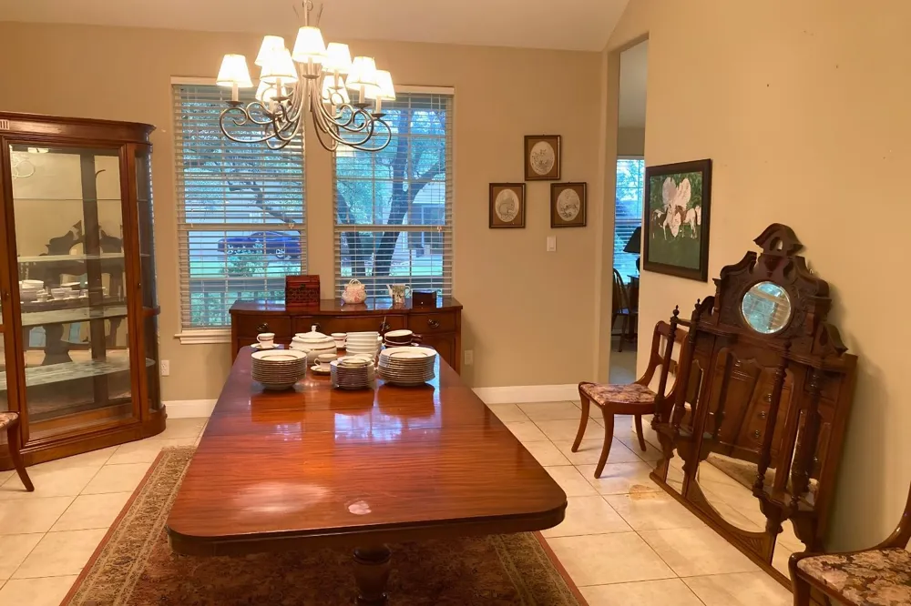 117 Keswick Drive Spicewood, TX 78669