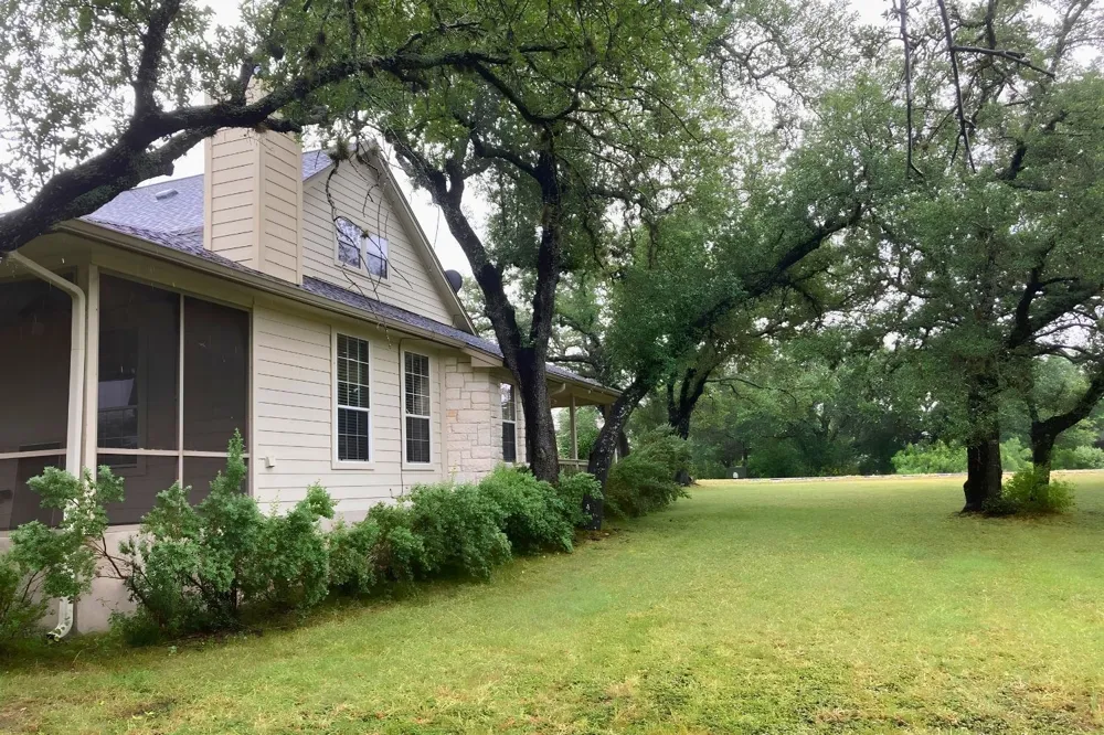 117 Keswick Drive Spicewood, TX 78669