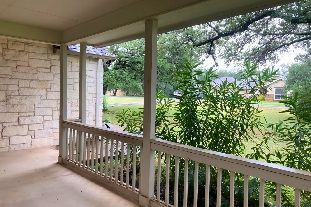 117 Keswick Drive Spicewood, TX 78669