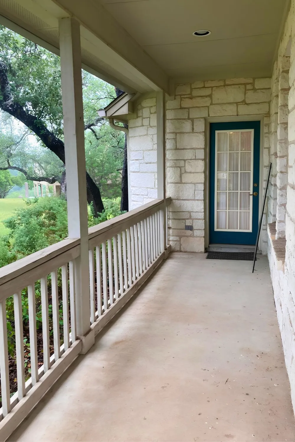 117 Keswick Drive Spicewood, TX 78669