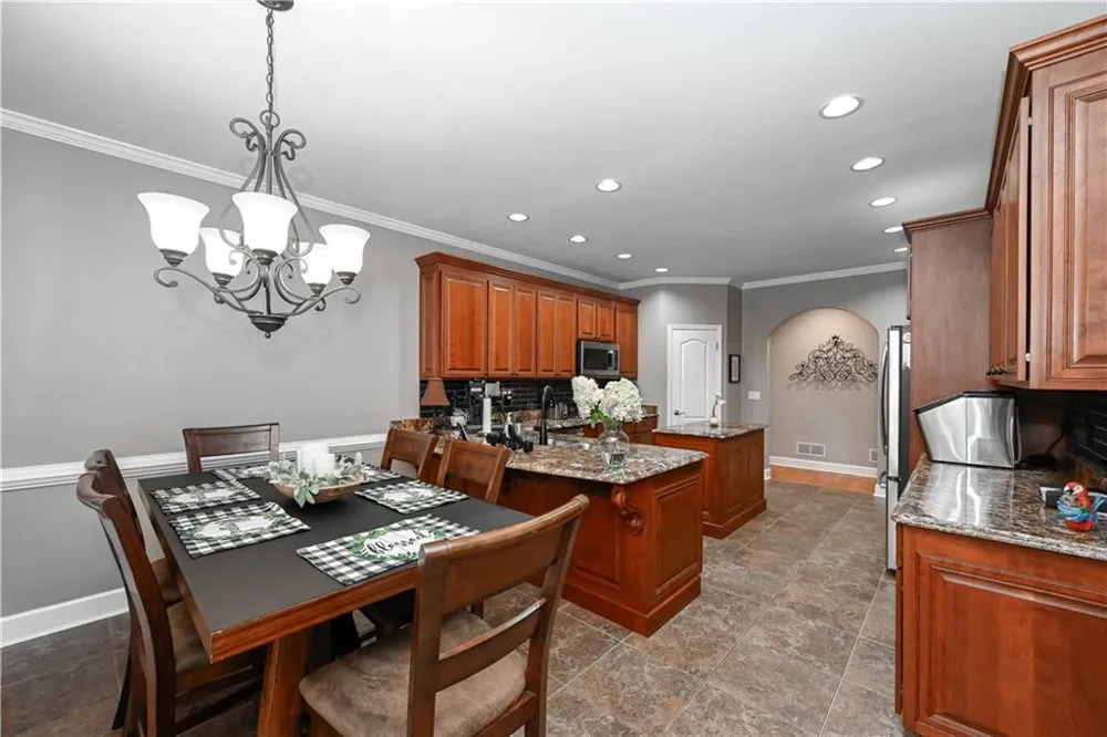 8227 Farmington Lane Winston, GA 30187