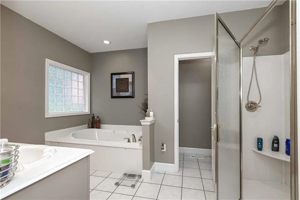 8227 Farmington Lane Winston, GA 30187