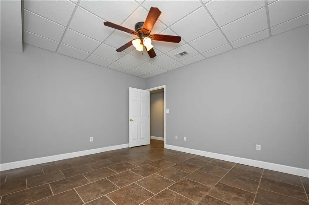 8227 Farmington Lane Winston, GA 30187