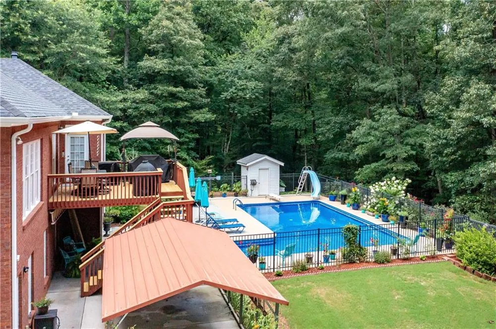 8227 Farmington Lane Winston, GA 30187