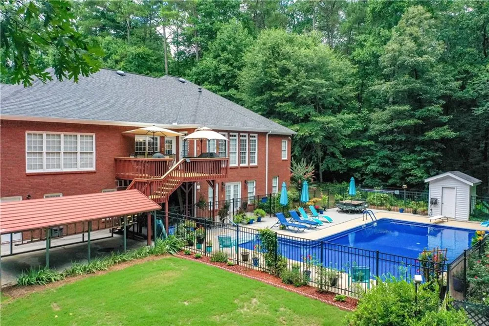 8227 Farmington Lane Winston, GA 30187