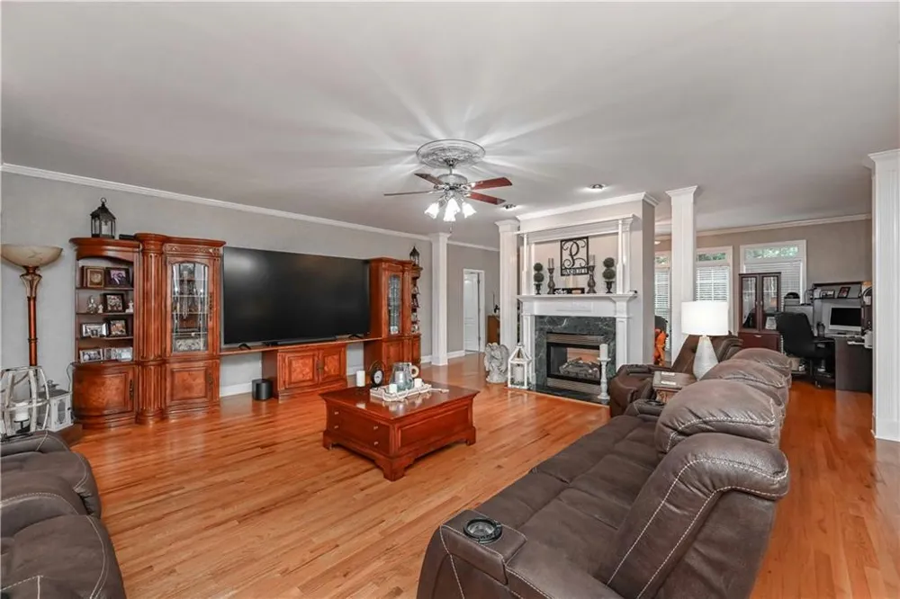 8227 Farmington Lane Winston, GA 30187