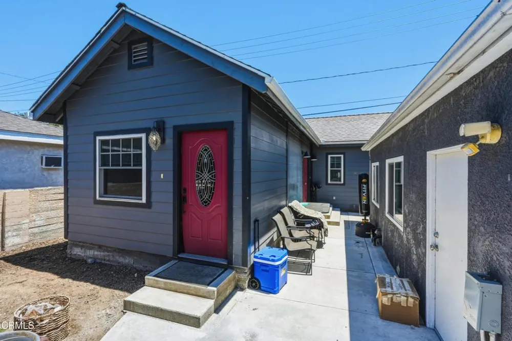 1712 Lincoln Street Burbank, CA 91506