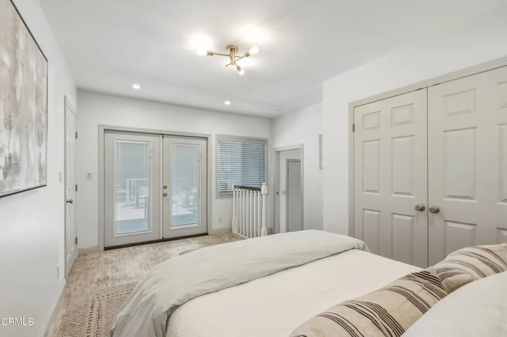 1712 Lincoln Street Burbank, CA 91506