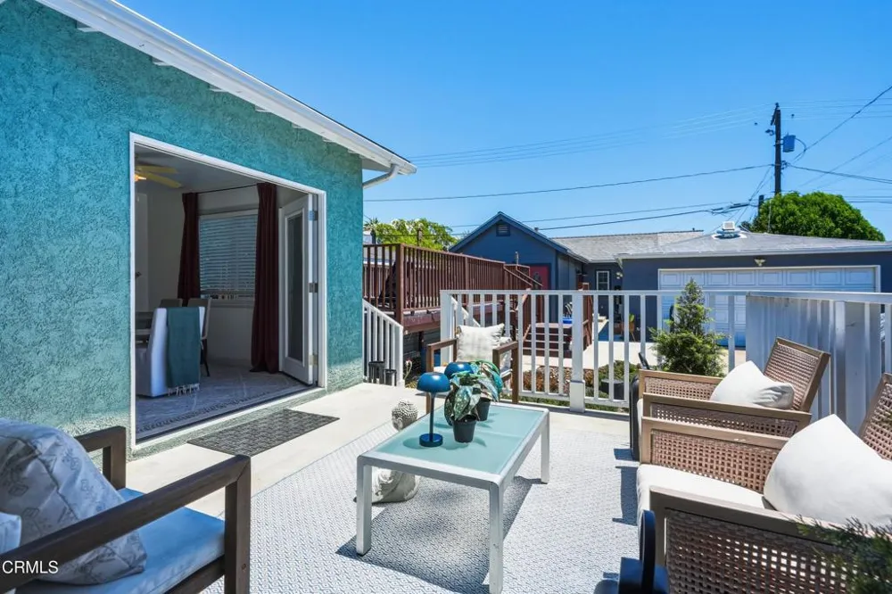 1712 Lincoln Street Burbank, CA 91506