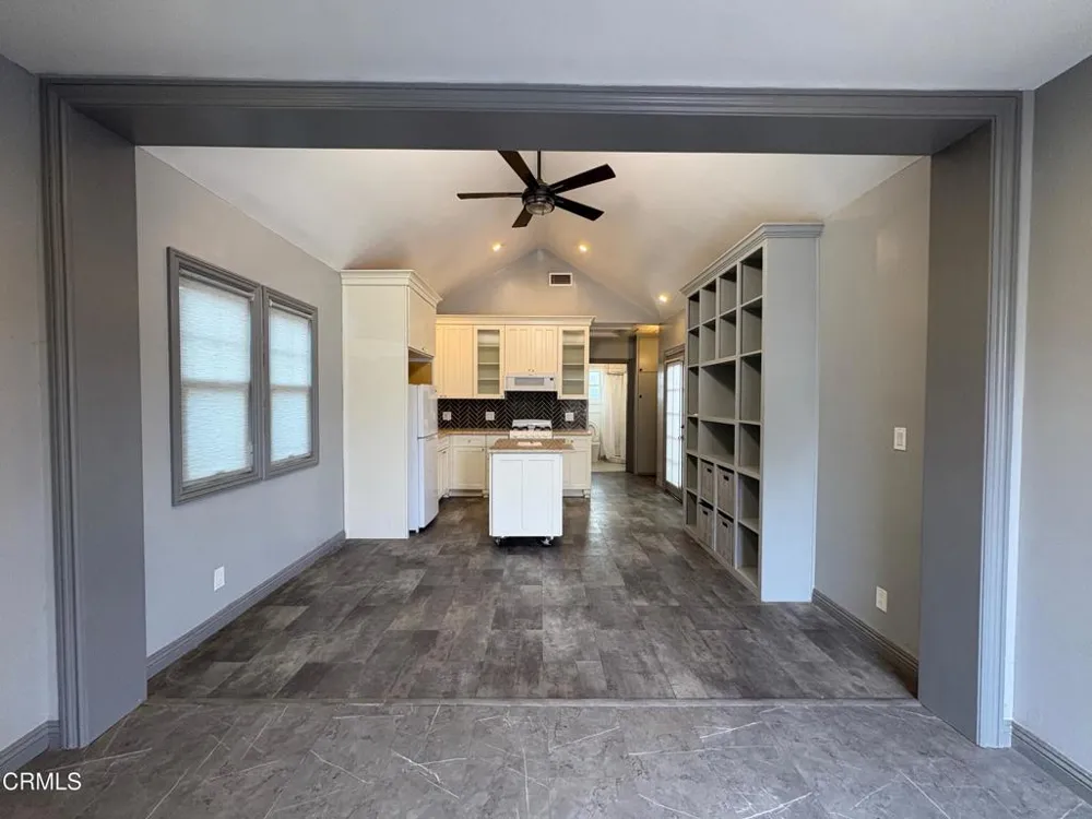 1712 Lincoln Street Burbank, CA 91506