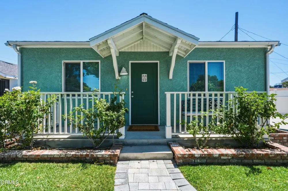 1712 Lincoln Street Burbank, CA 91506