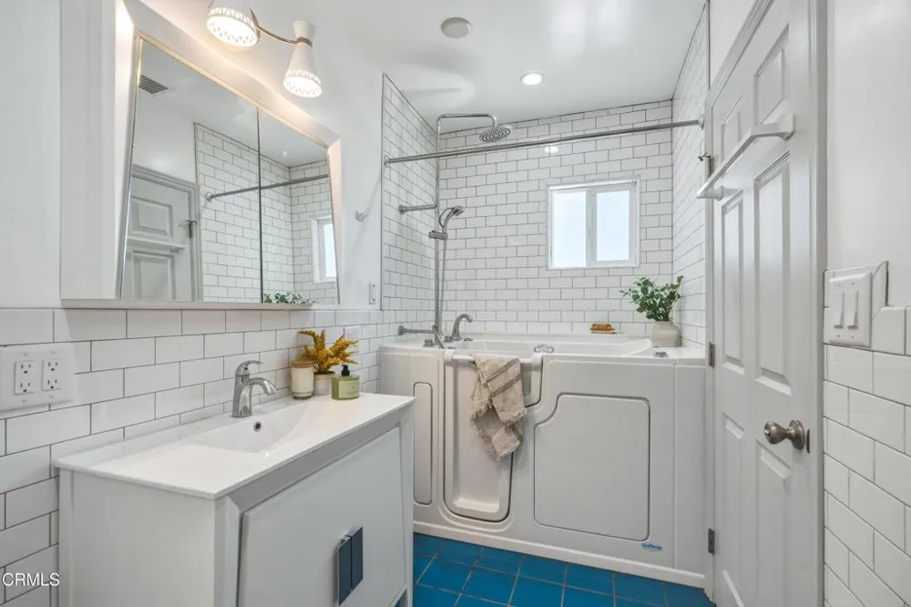 1712 Lincoln Street Burbank, CA 91506