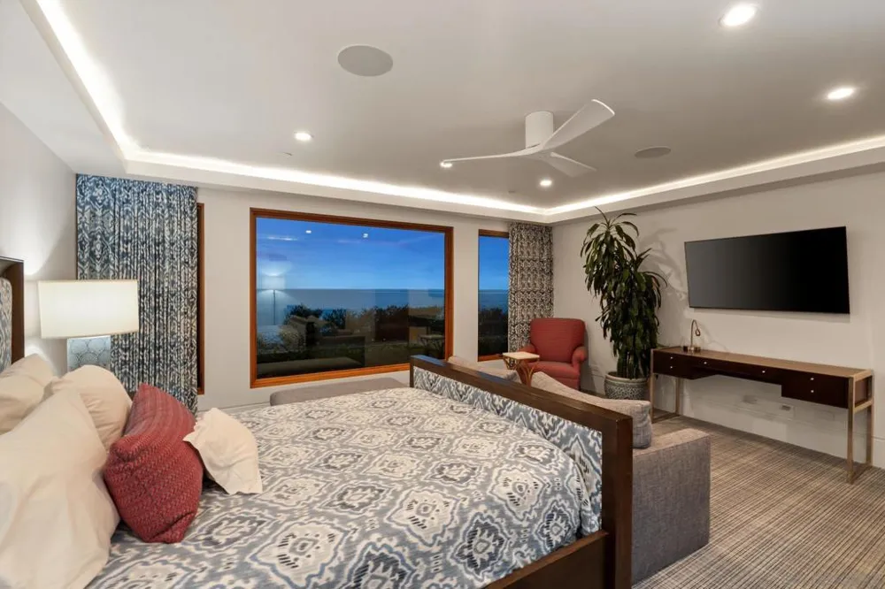 5910 Camino De La Costa La Jolla, CA 92037